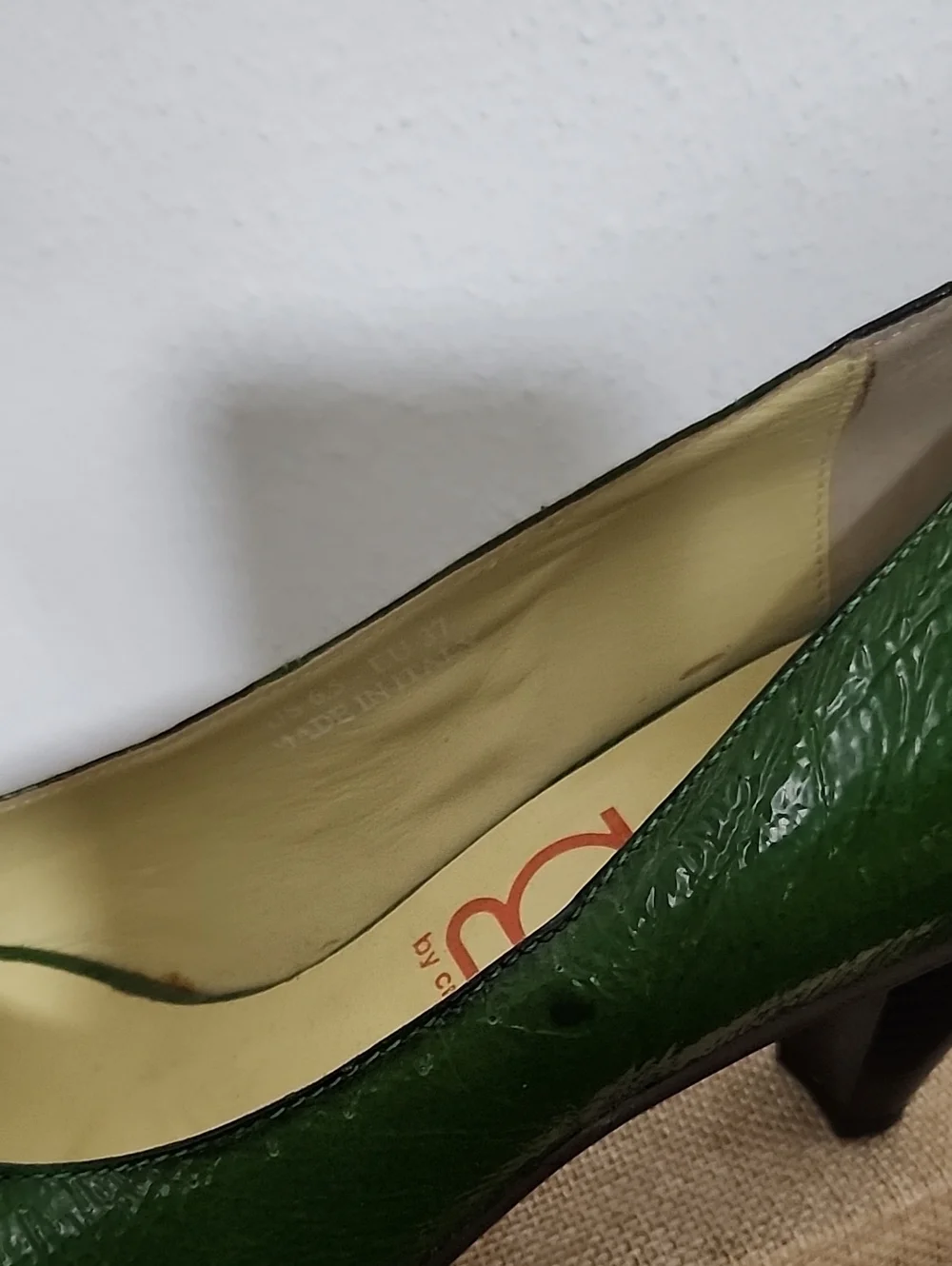 CROCS Green Peep-Toe Heels